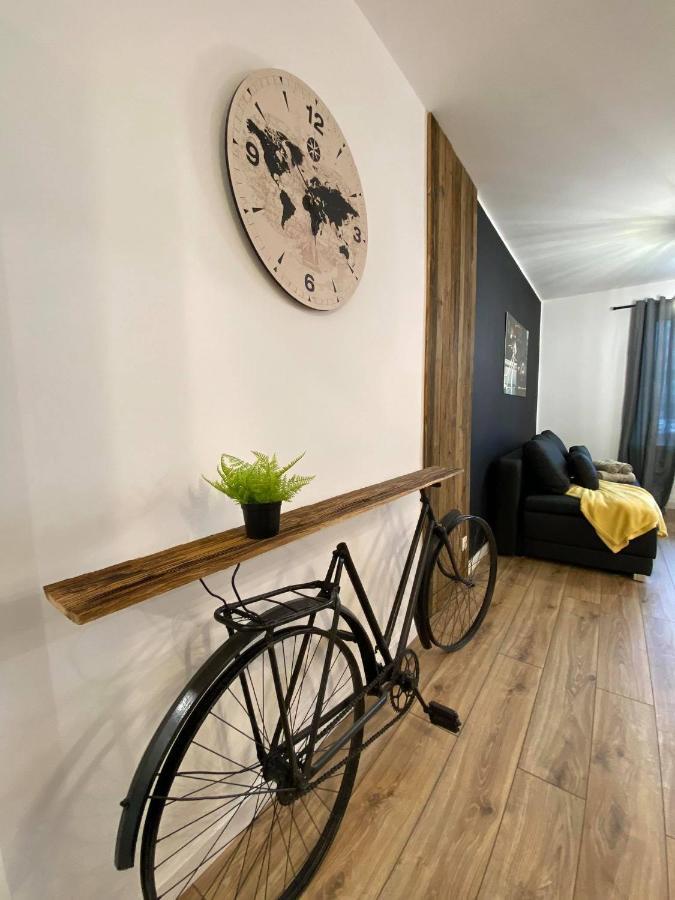 Niron Apartamenty Plac Konstytucji Piła Buitenkant foto